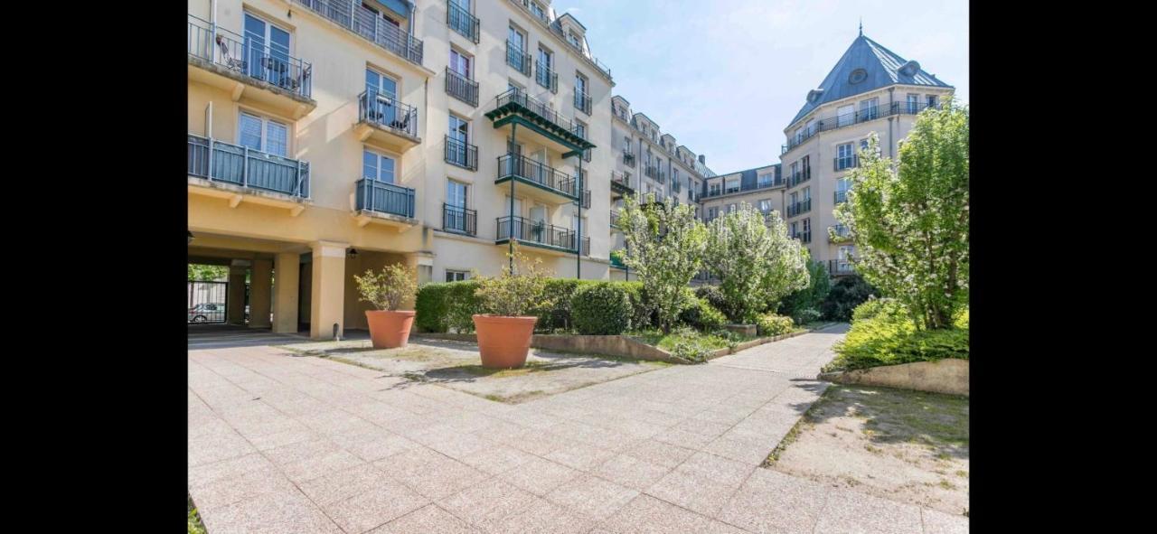 Disney, Sunny Comfortable 2 Bedrooms Family Apartment, 8 Pers, Wifi, Netflix Chessy  Exterior photo
